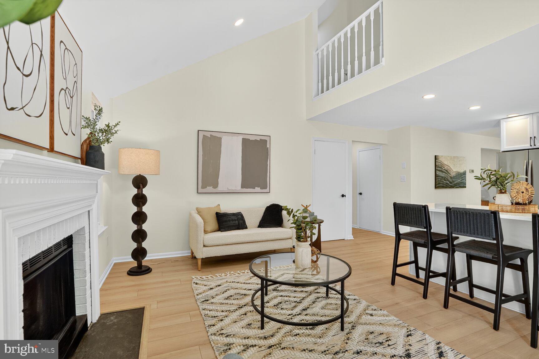 LAKE FOREST - Residential