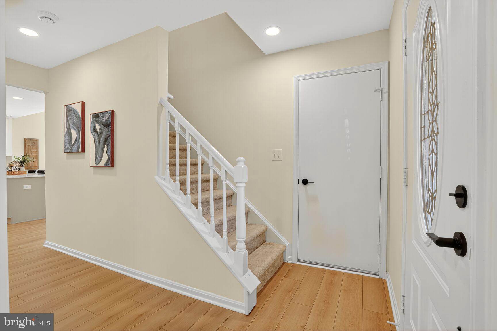 LAKE FOREST - Residential