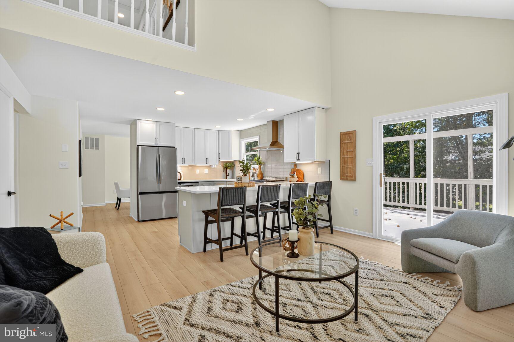 LAKE FOREST - Residential