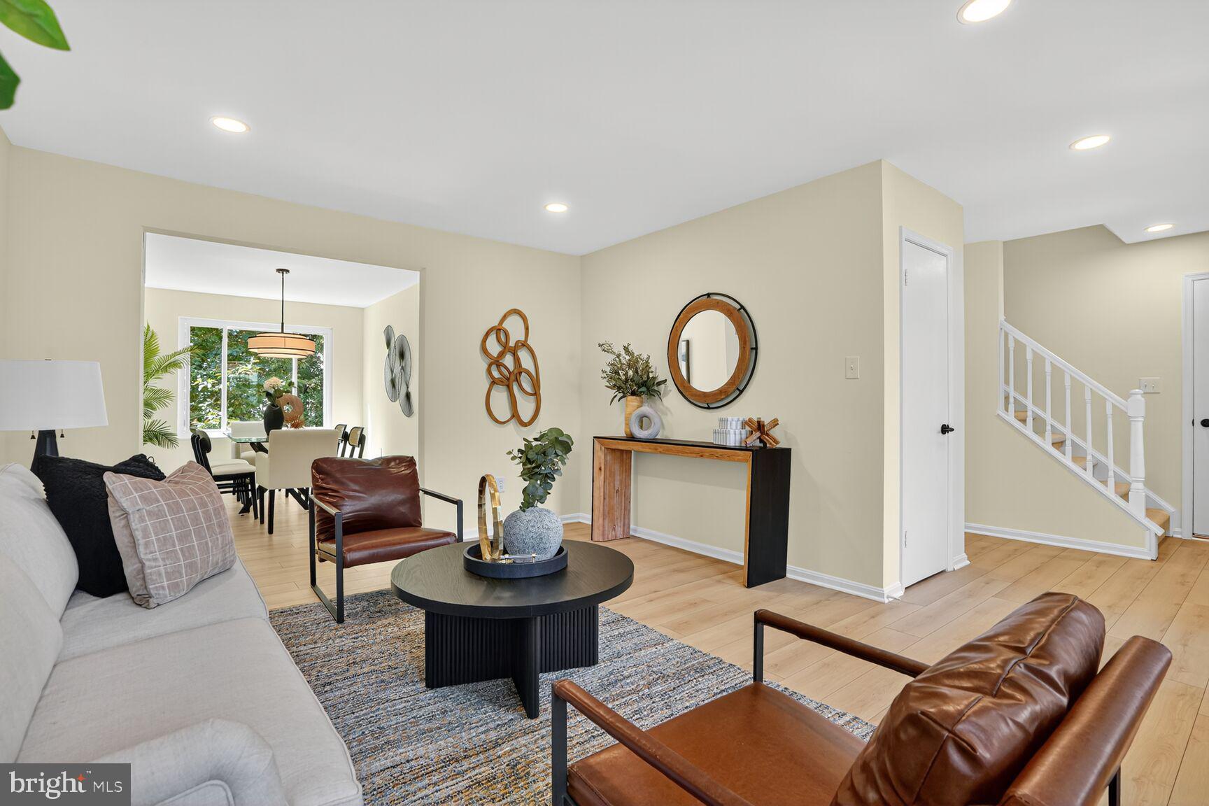 LAKE FOREST - Residential