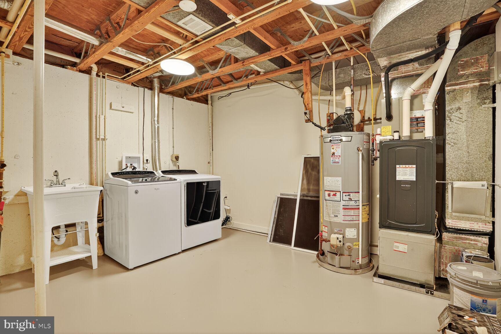 LAKE FOREST - Residential