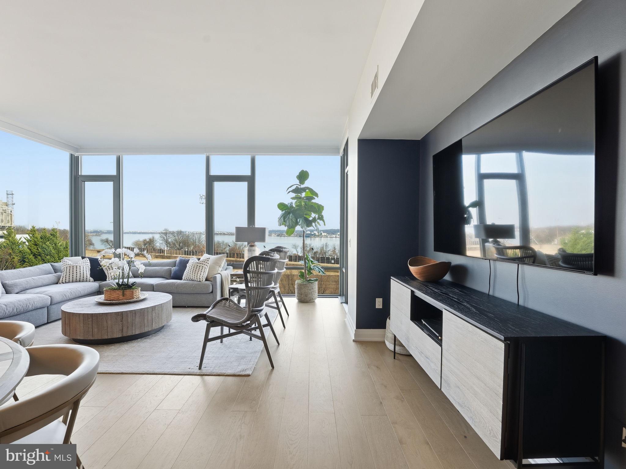 1201 N ROYAL STREET 407