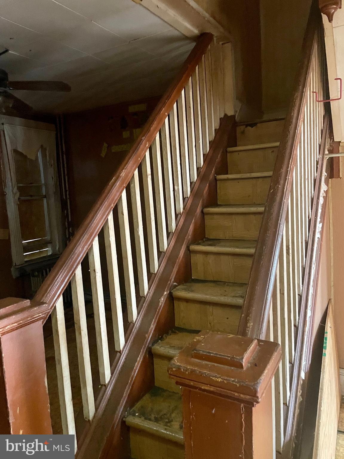 BROADWAY EAST - Residential