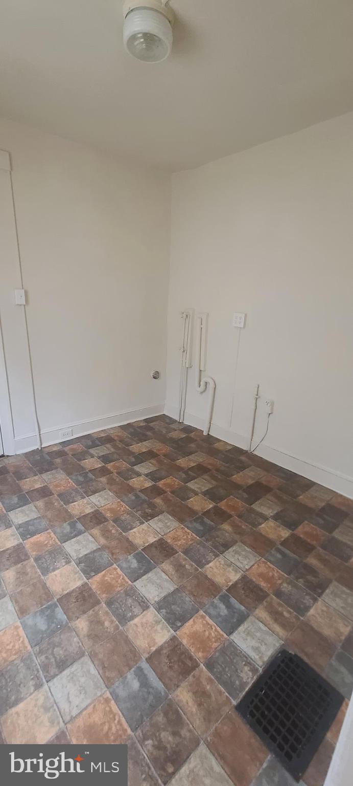 SHARSWOOD - Residential