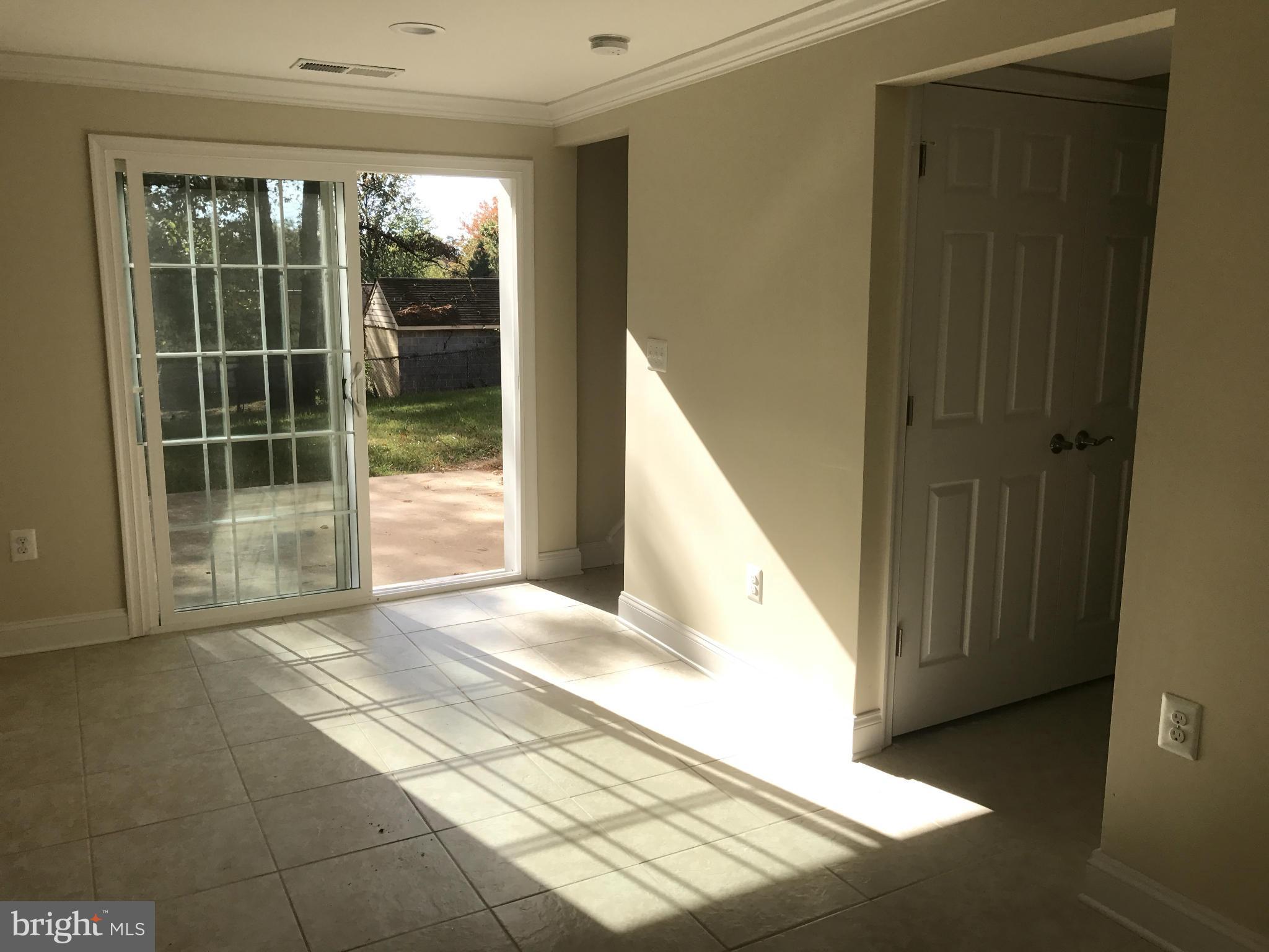 CALVERTON - Residential