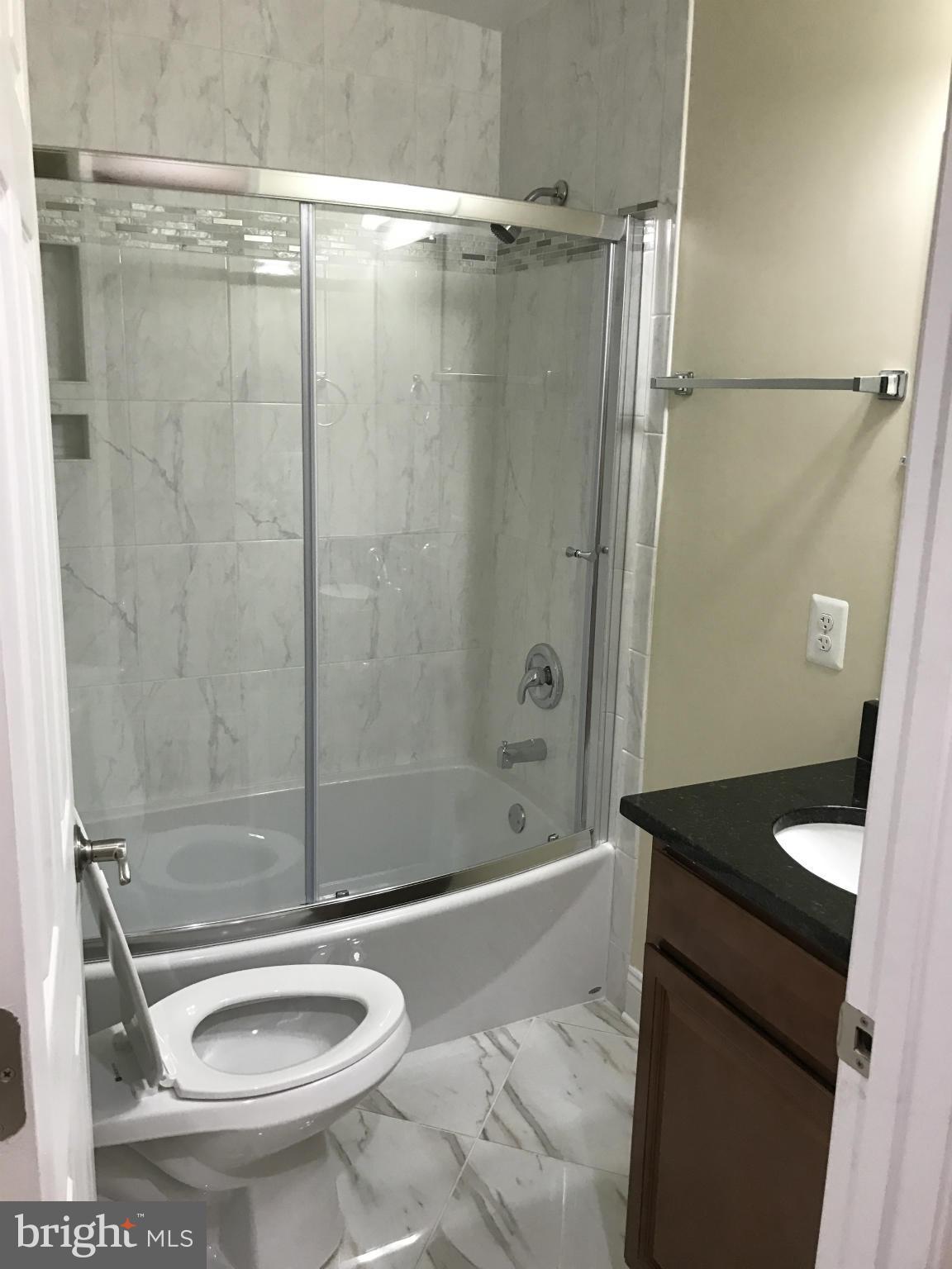 CALVERTON - Residential