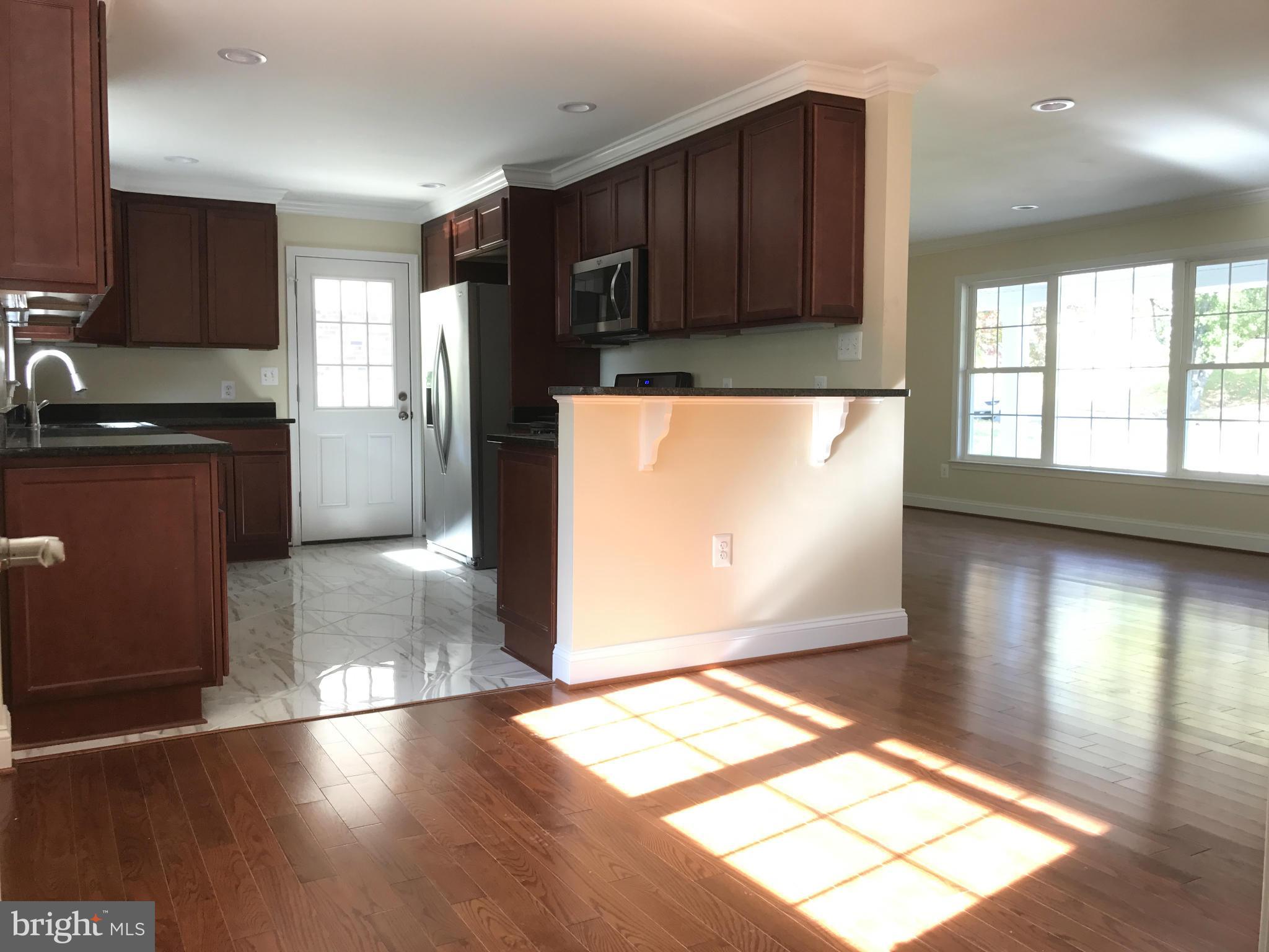 CALVERTON - Residential