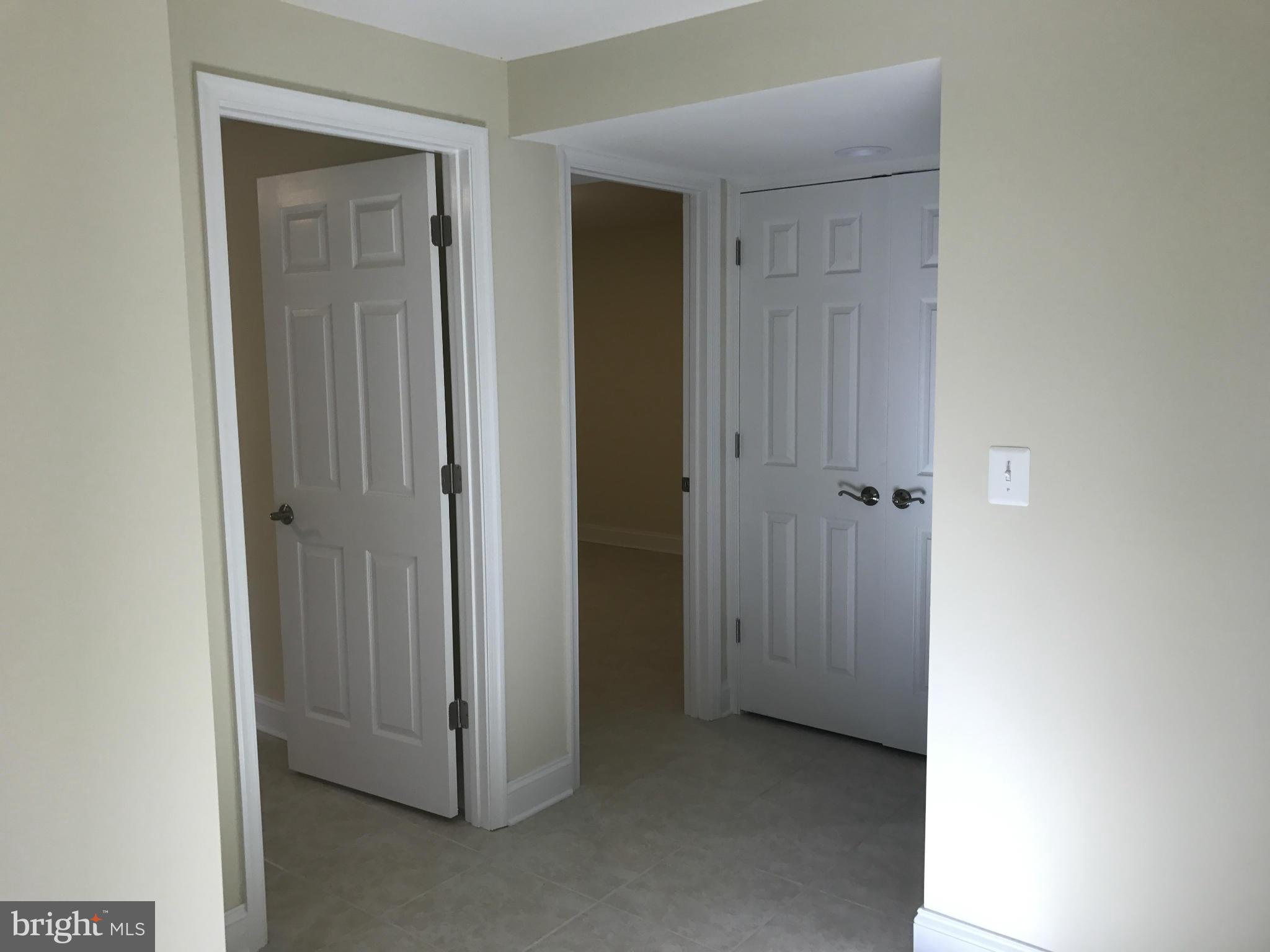 CALVERTON - Residential