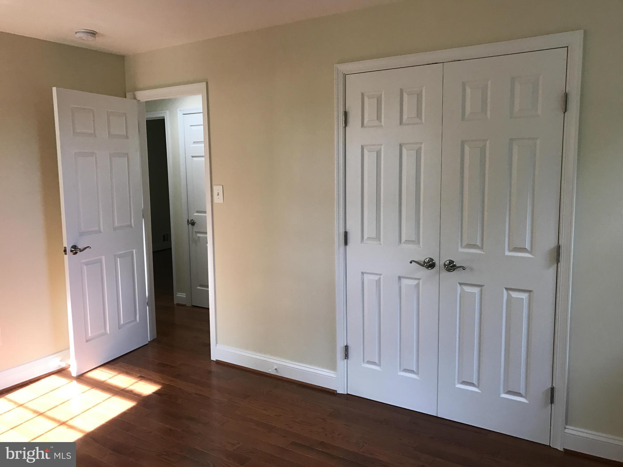 CALVERTON - Residential