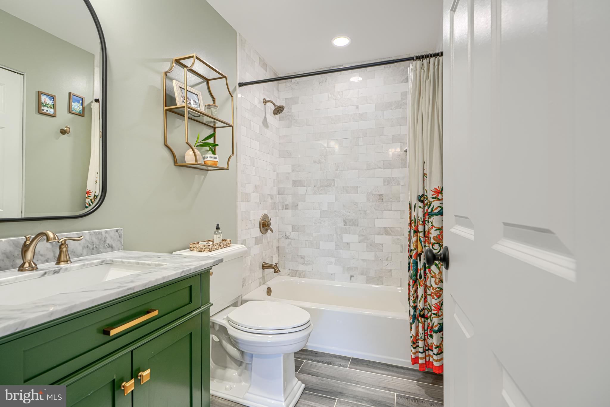 SPRINGDALE - Residential