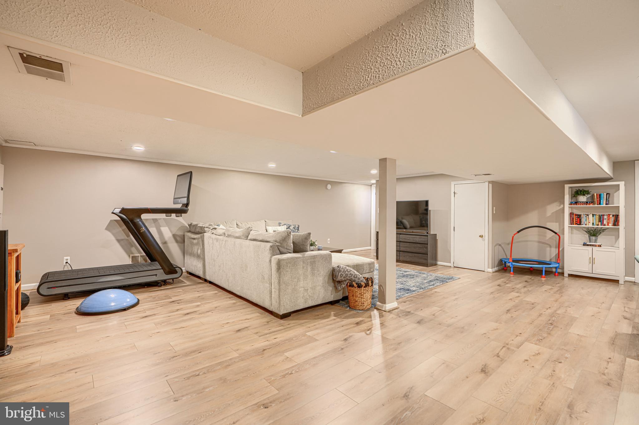 SPRINGDALE - Residential