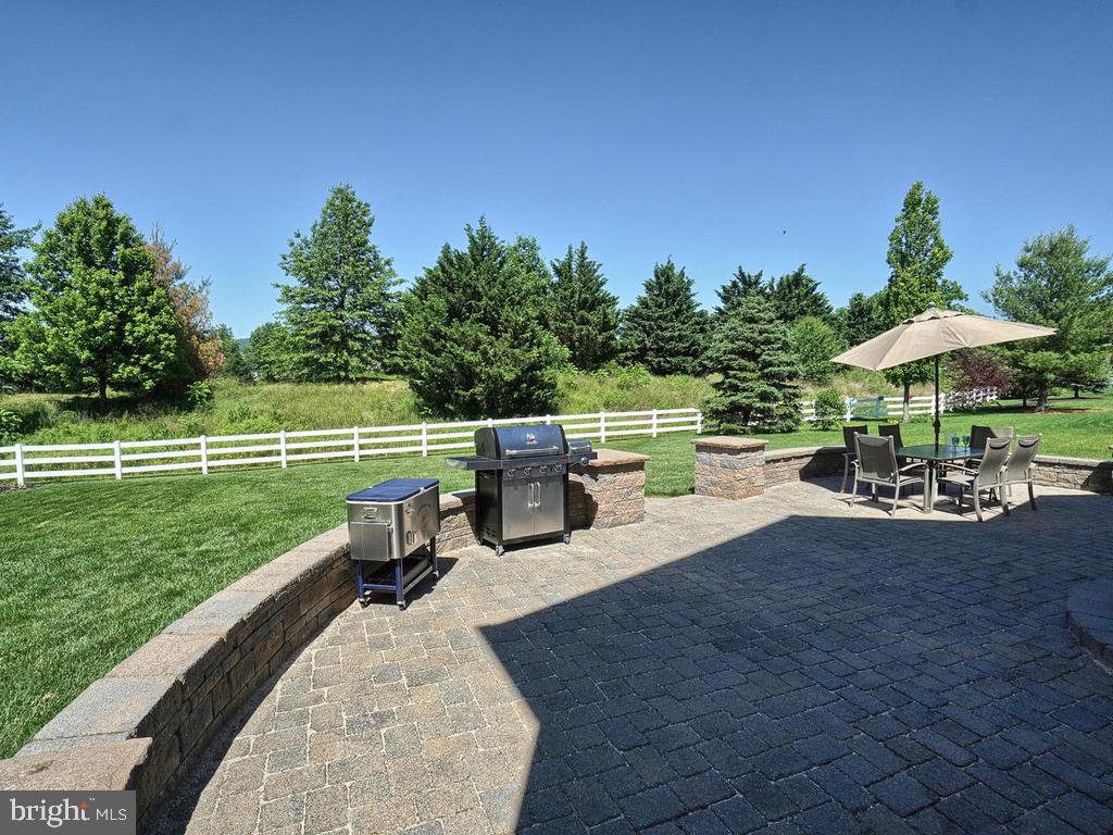 GLENBROOK - Residential