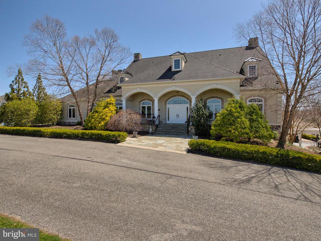 GLENBROOK - Residential