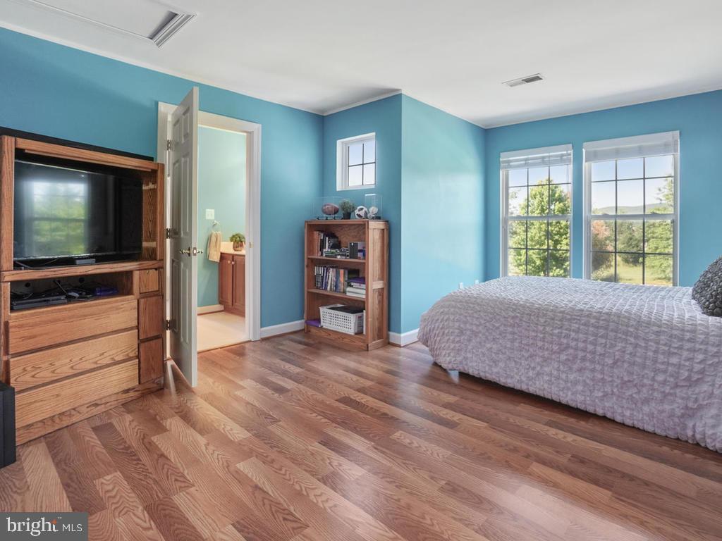 GLENBROOK - Residential