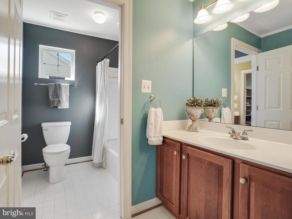 GLENBROOK - Residential