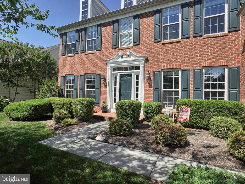 GLENBROOK - Residential