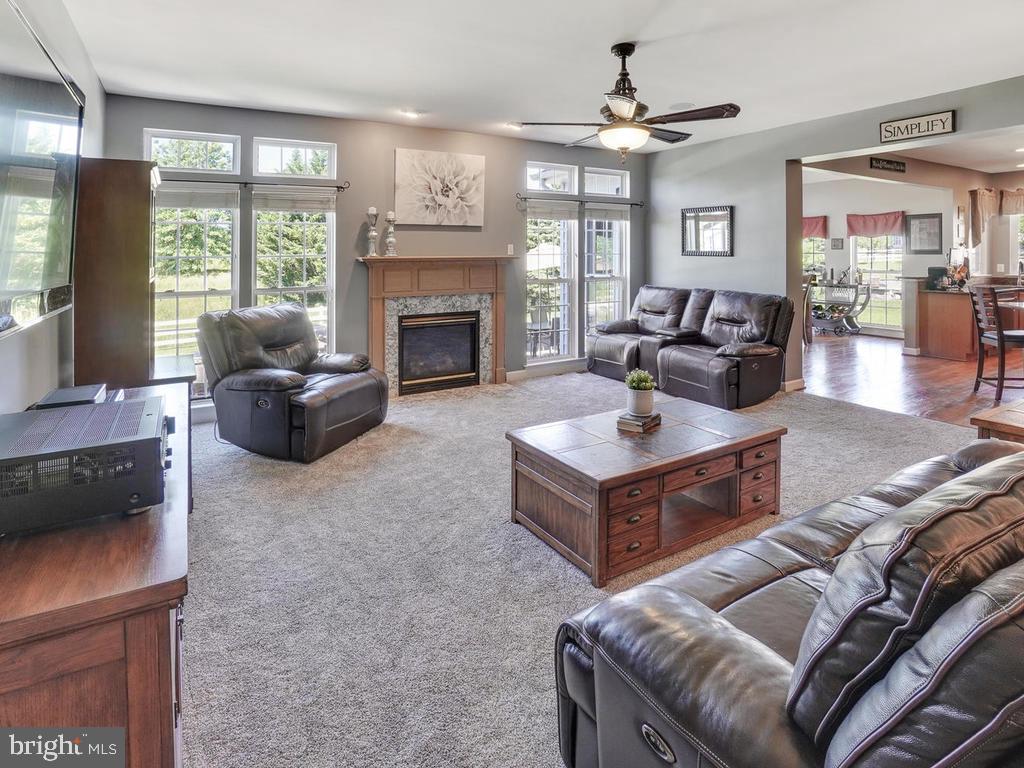 GLENBROOK - Residential