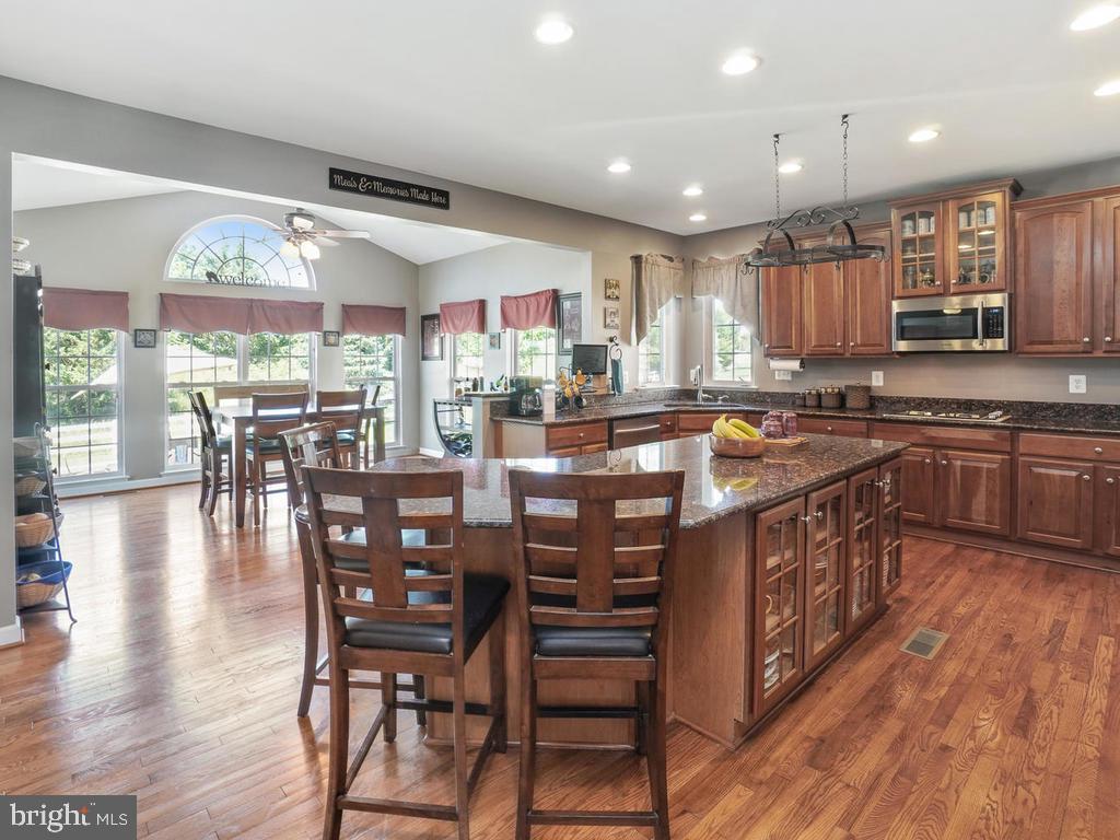 GLENBROOK - Residential