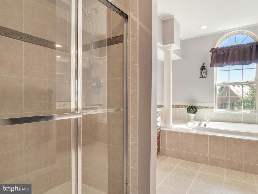 GLENBROOK - Residential