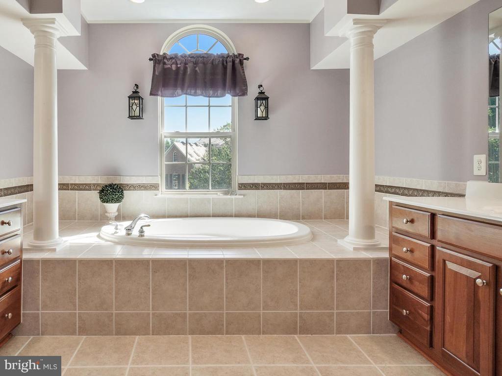 GLENBROOK - Residential