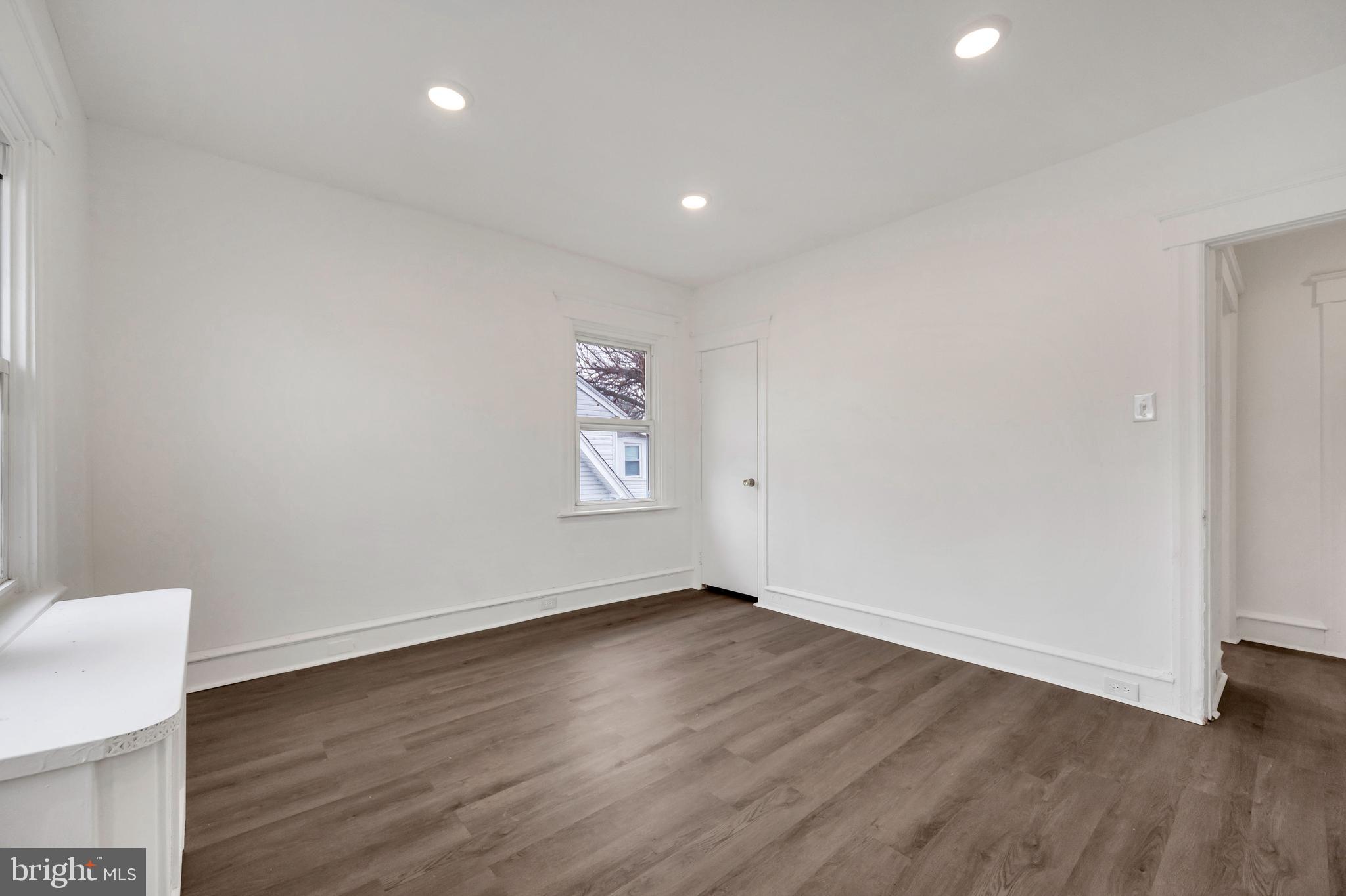 HIGHLAND PARK - Residential Lease