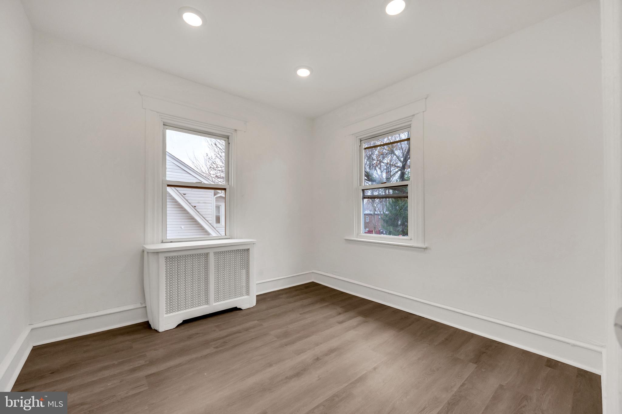 HIGHLAND PARK - Residential Lease