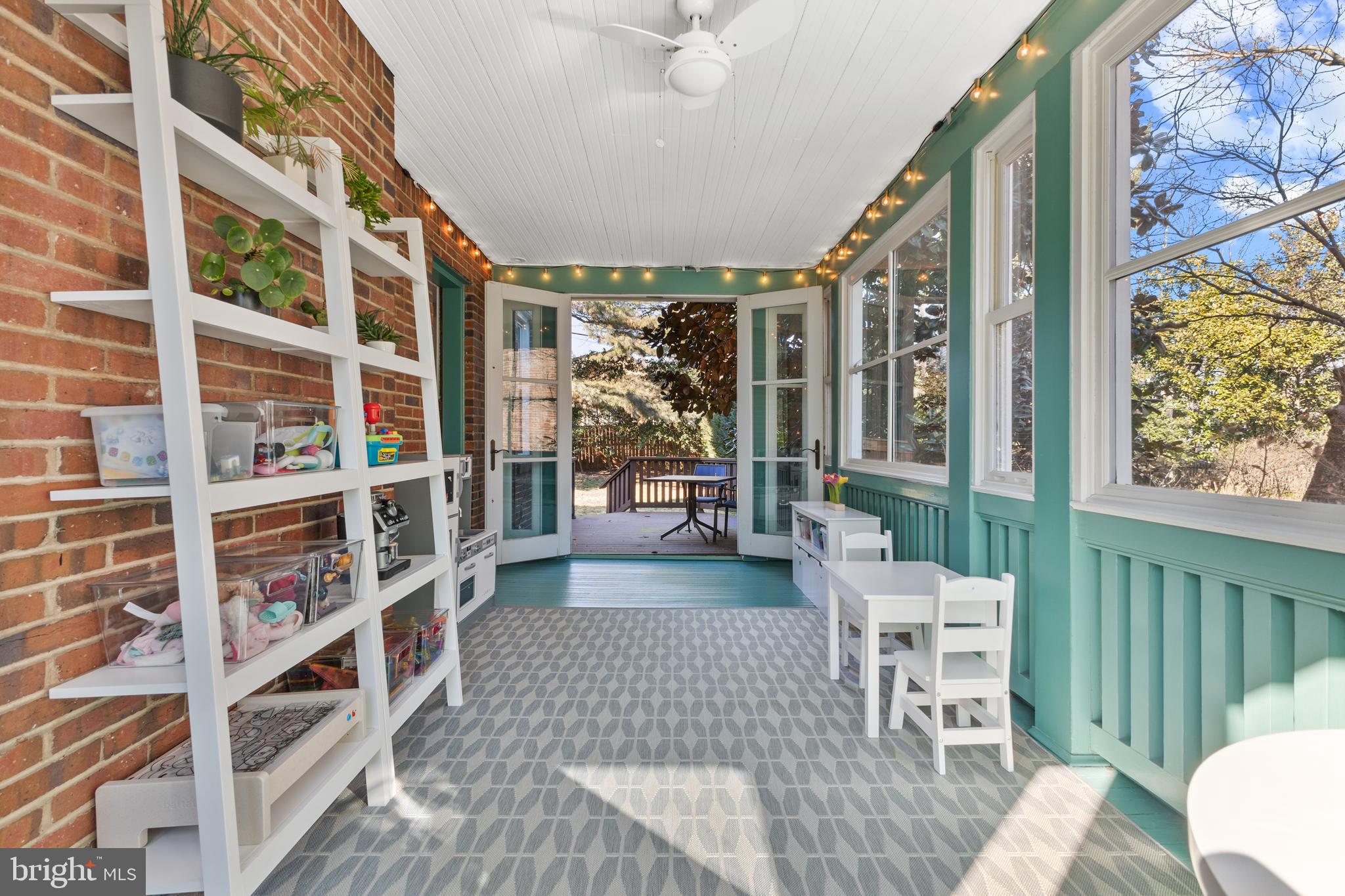 WAYCROFT WOODLAWN - Residential