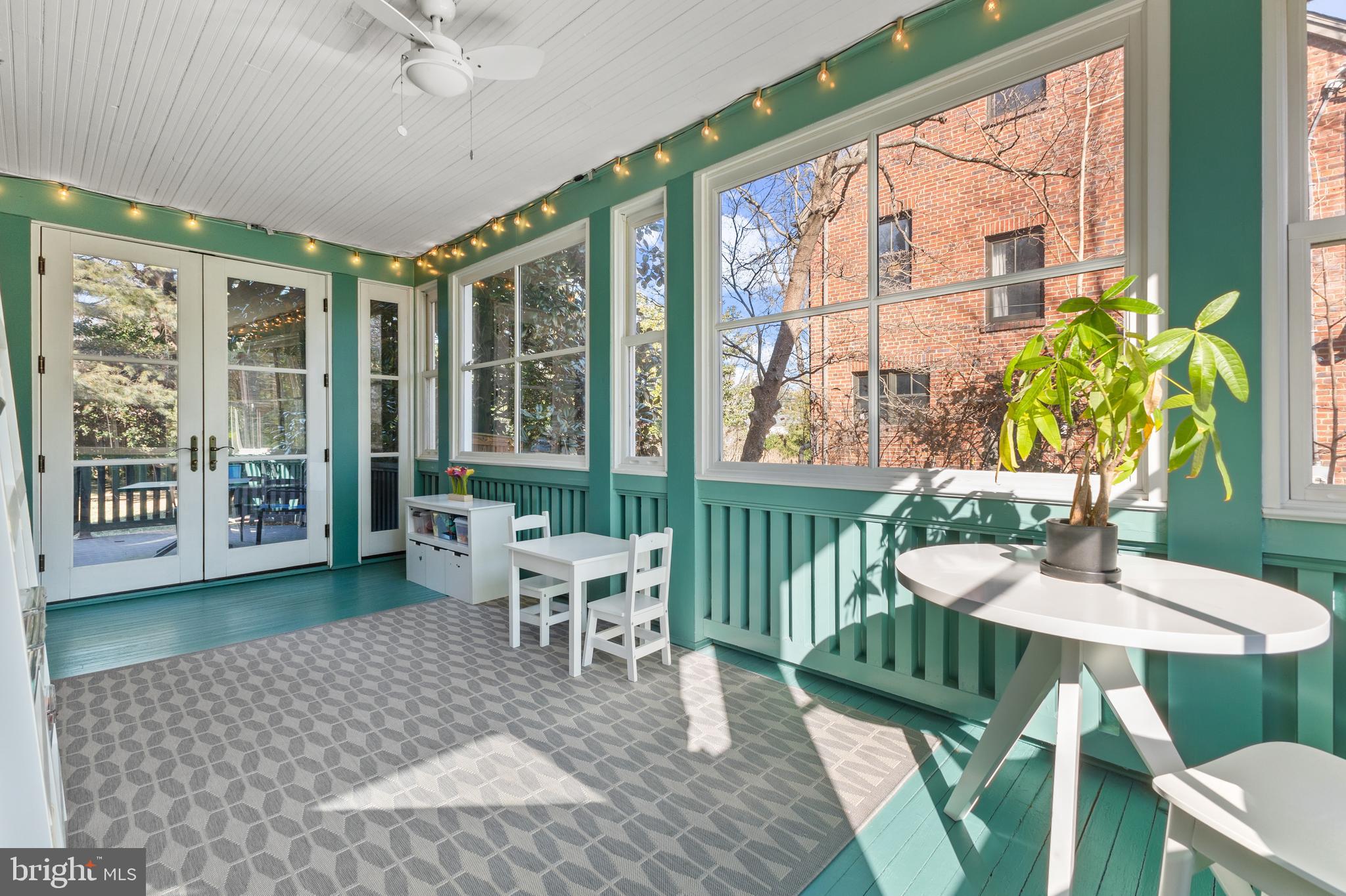 WAYCROFT WOODLAWN - Residential