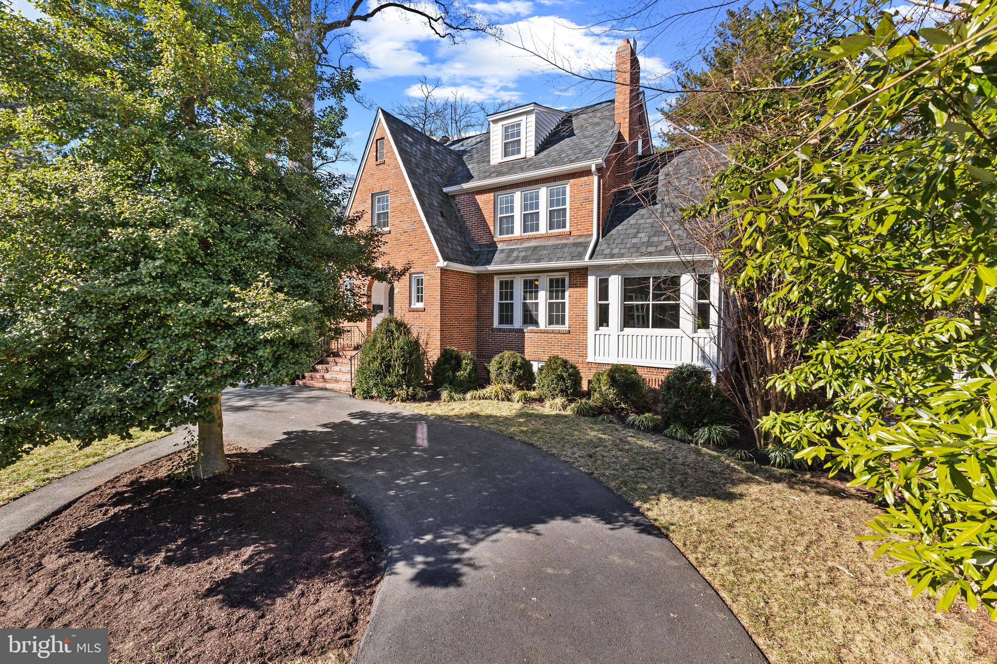 WAYCROFT WOODLAWN - Residential