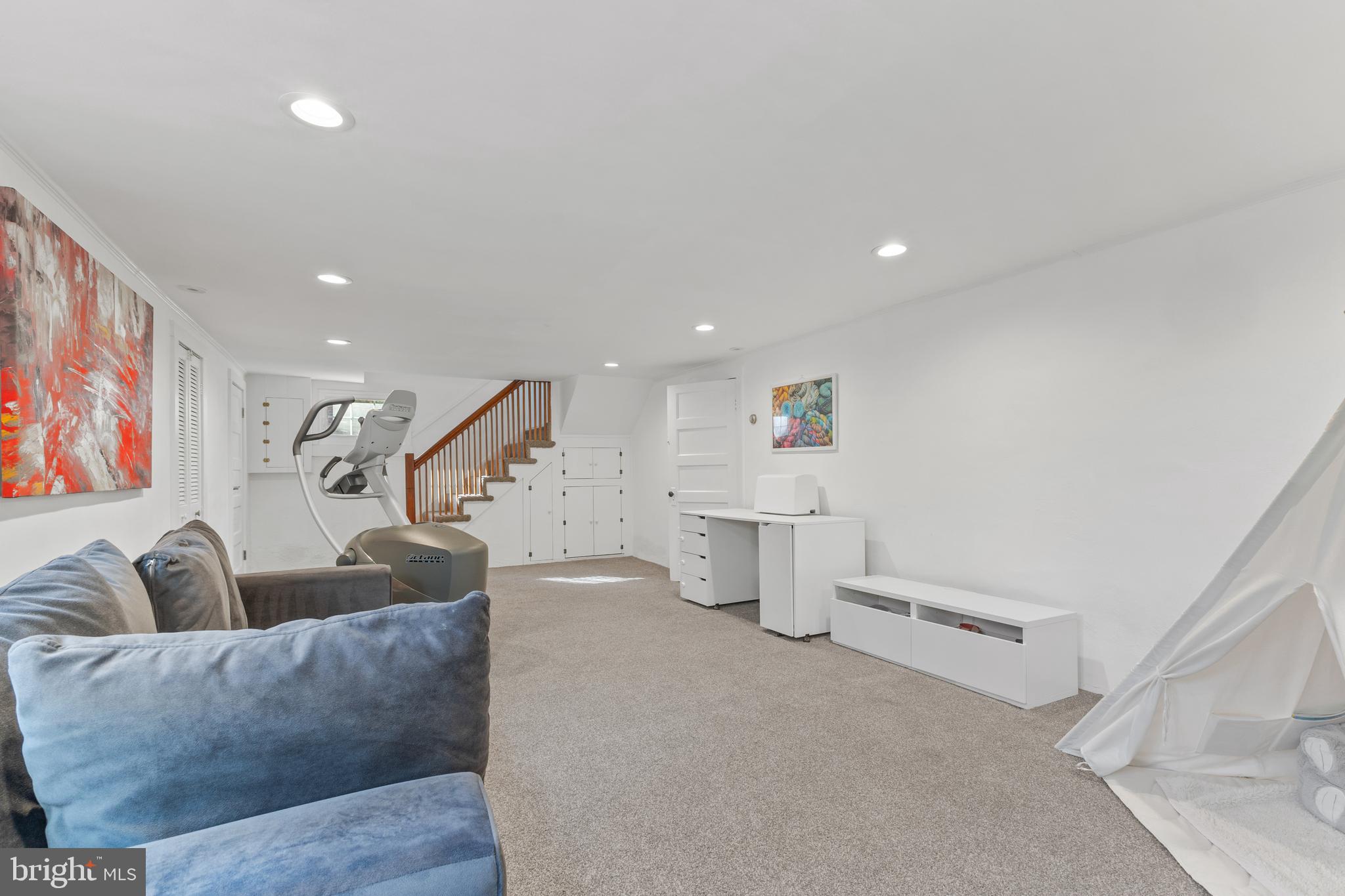 WAYCROFT WOODLAWN - Residential