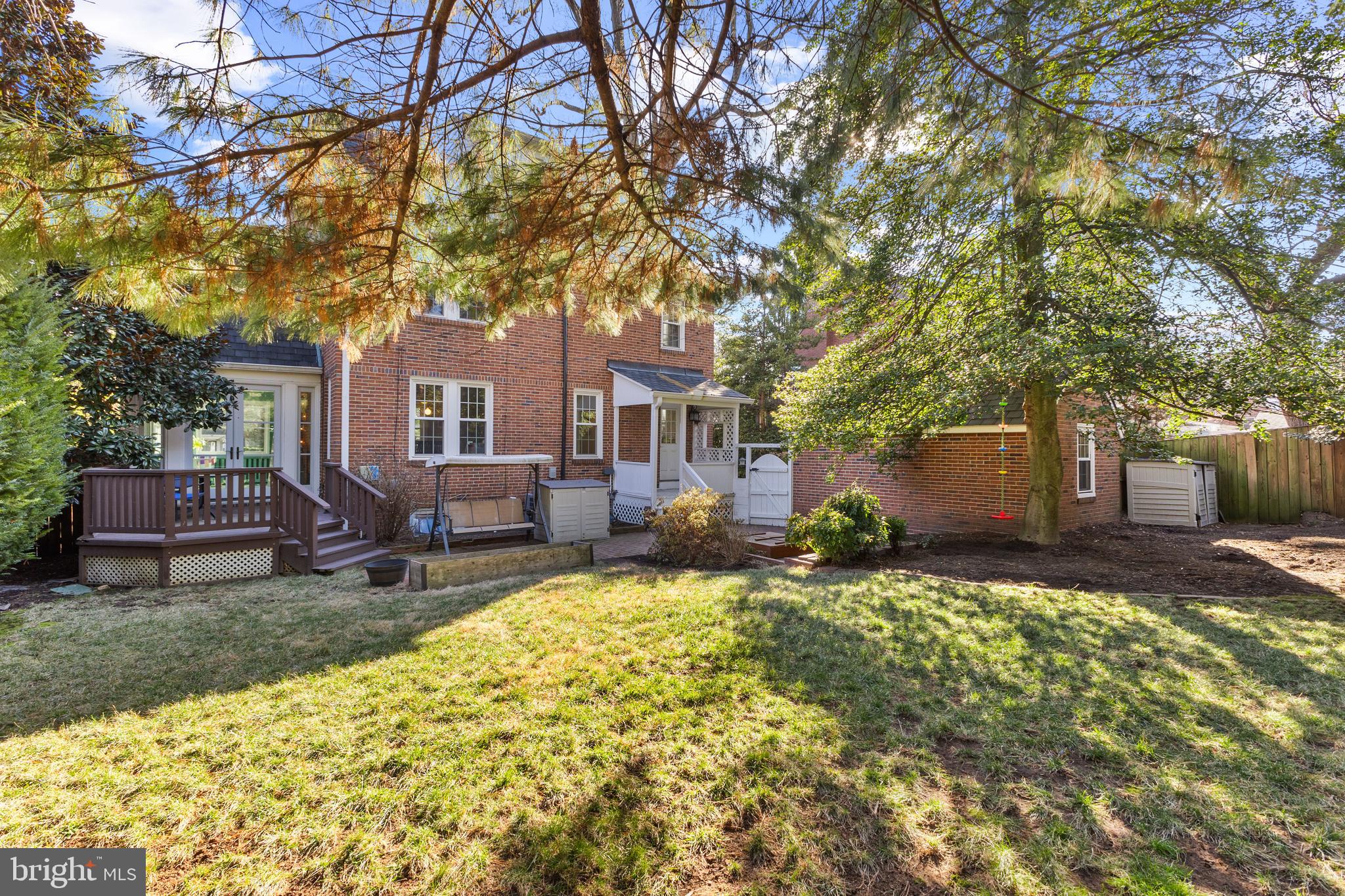 WAYCROFT WOODLAWN - Residential