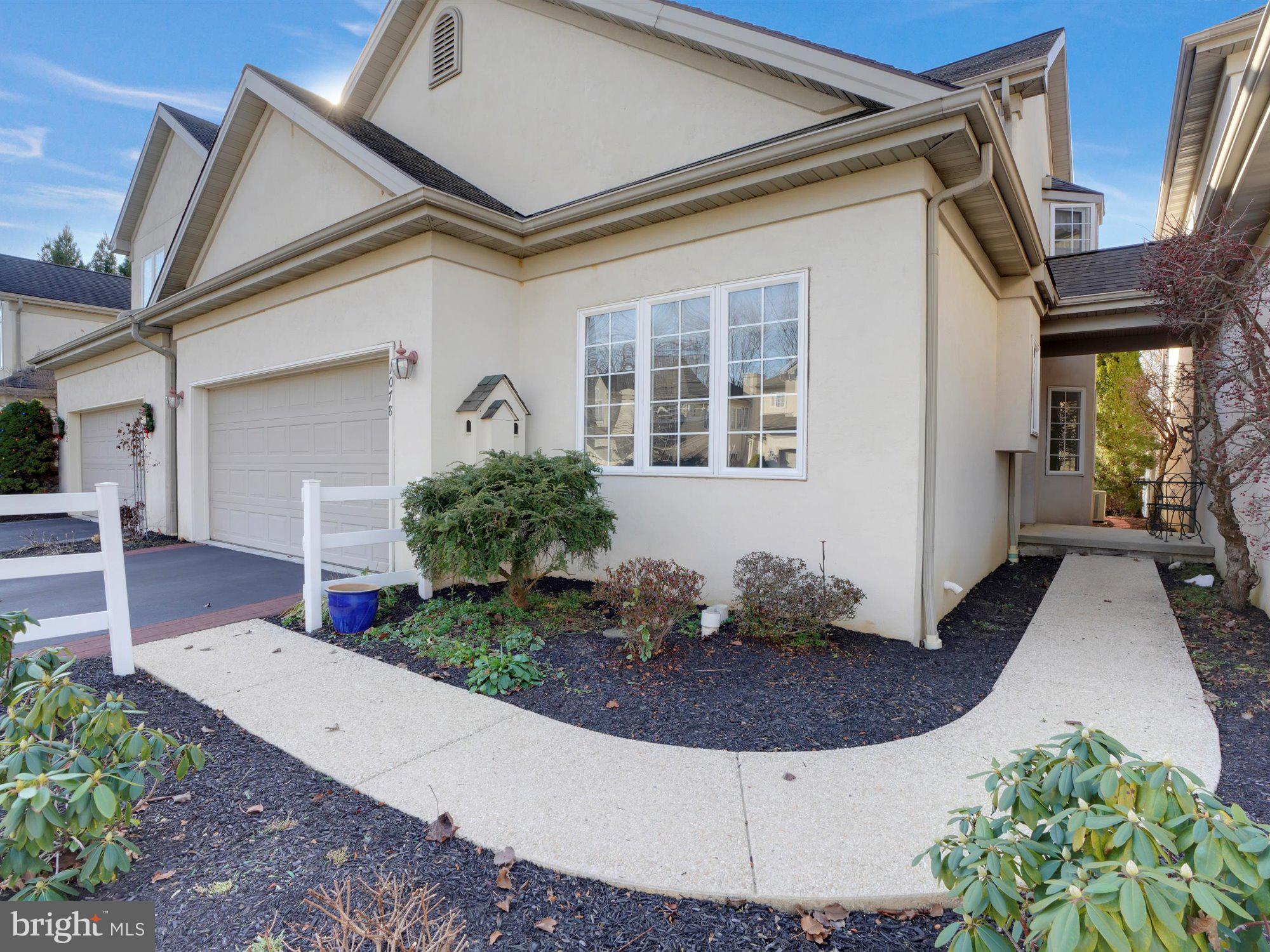 VILLAS AT BENT CREEK - Residential