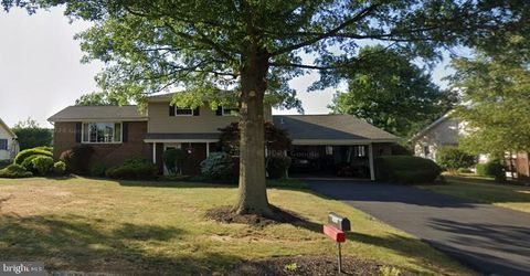 Photo for 1425 BREEZEVIEW DRIVE