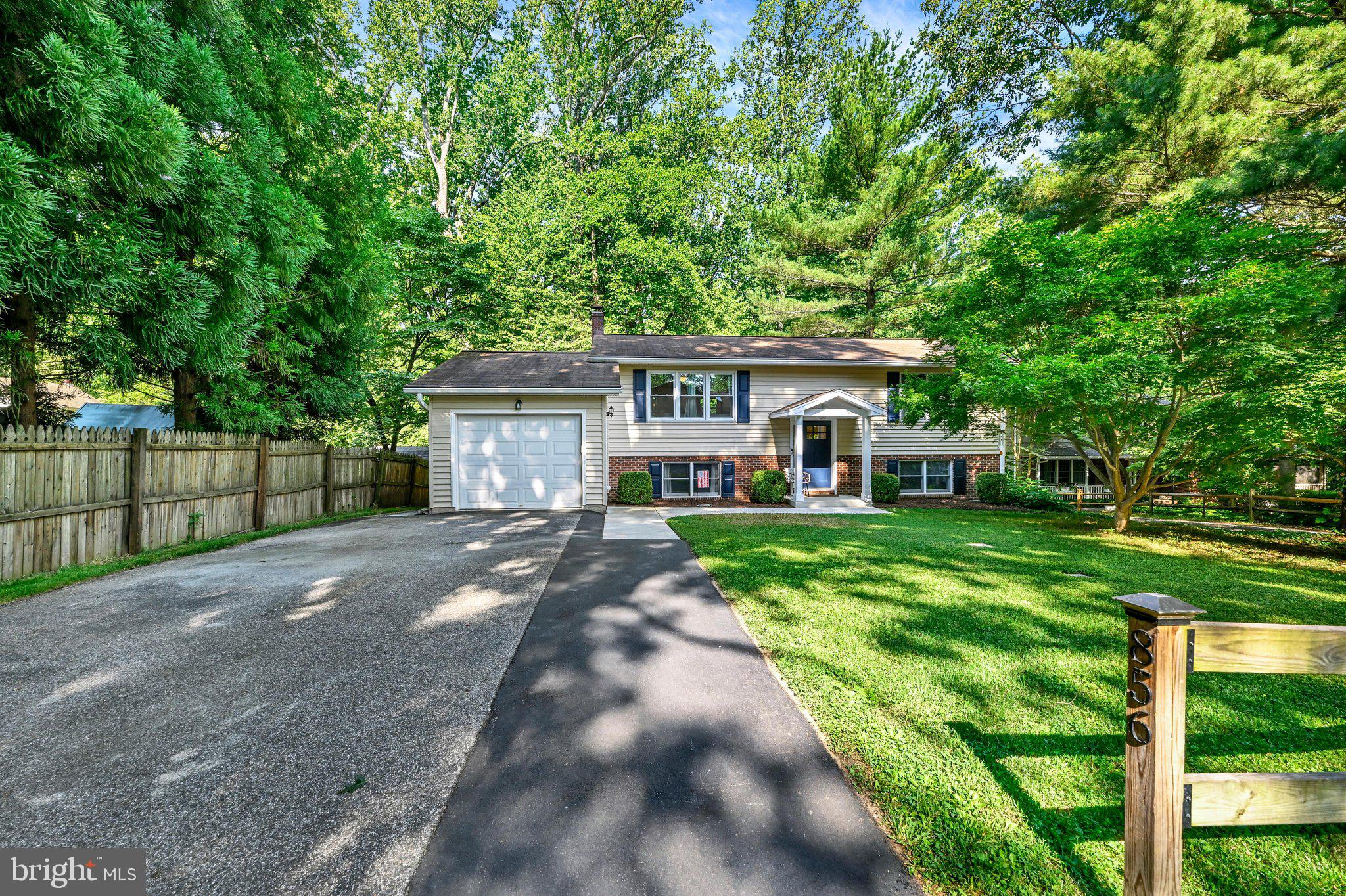 856 HAZEL TRAIL