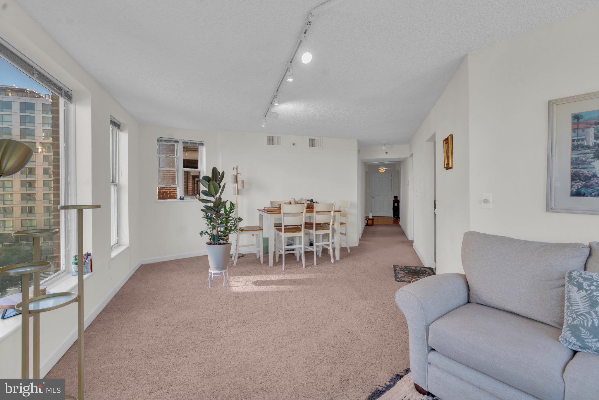 601 PENNSYLVANIA AVENUE NW 504