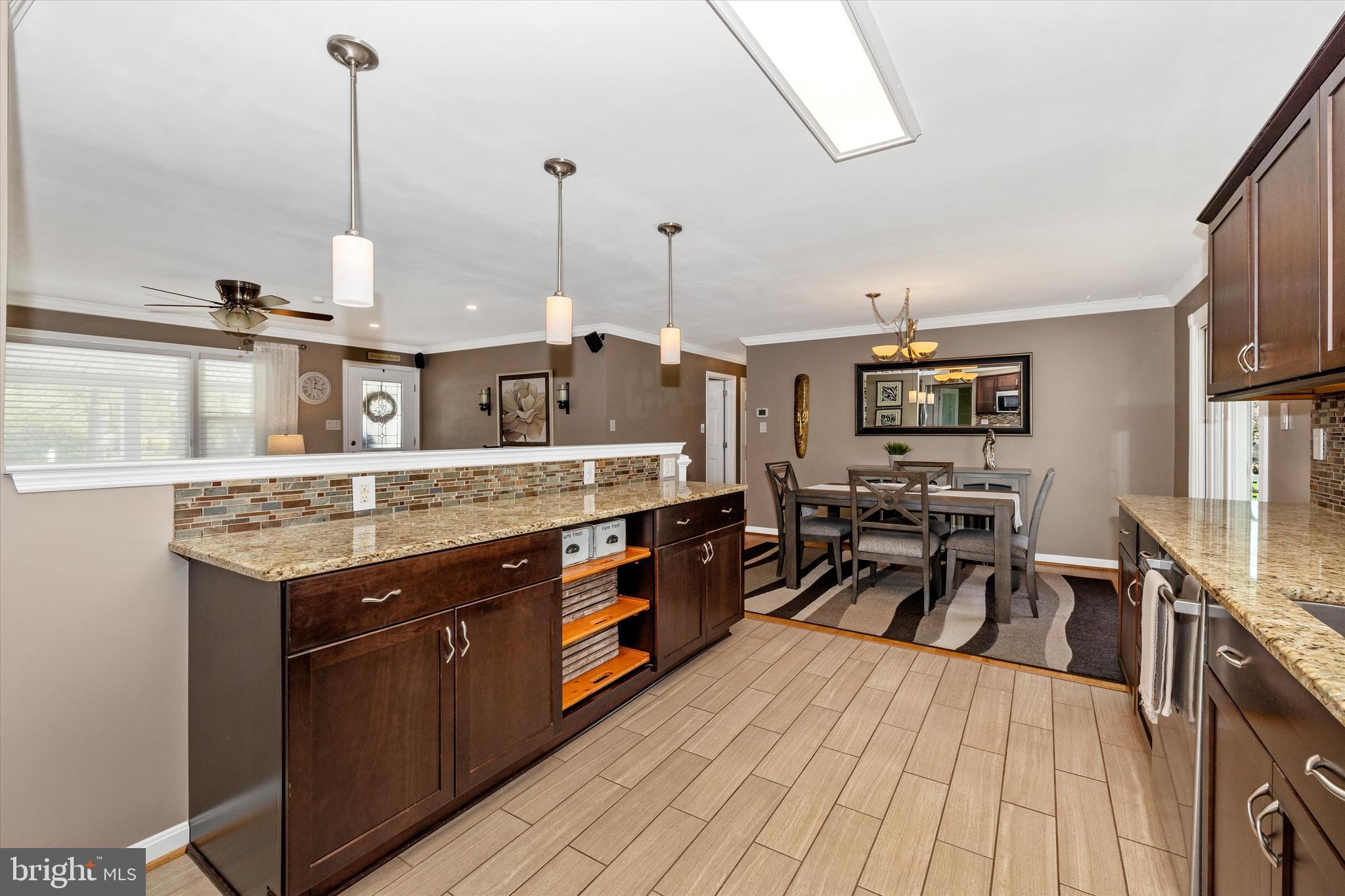 BROADVIEW ACRES - Residential