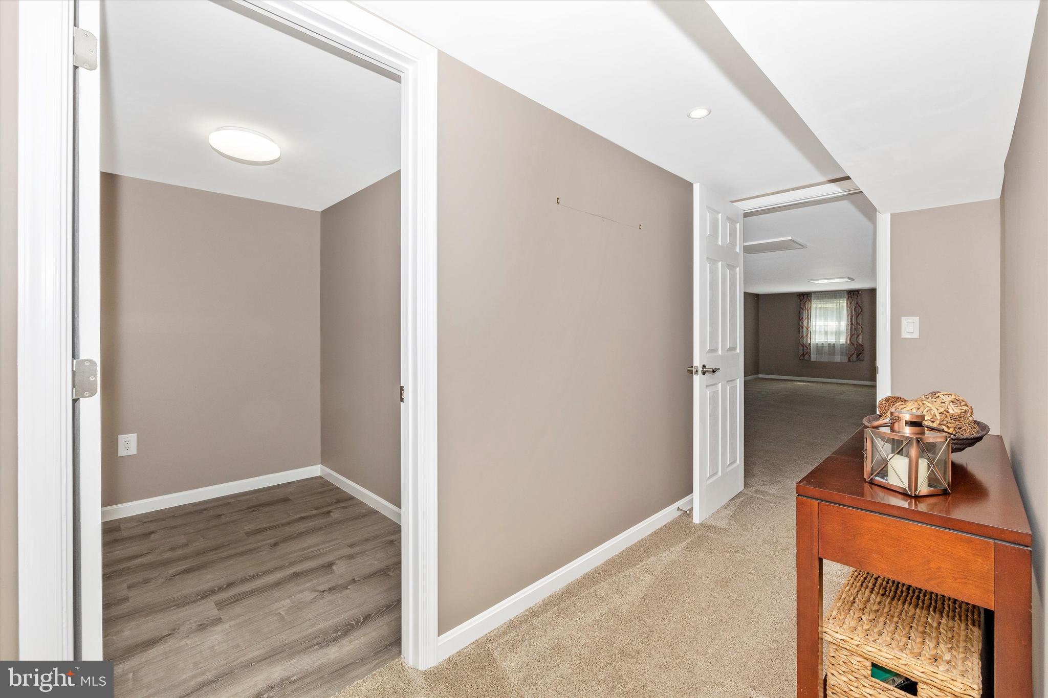 BROADVIEW ACRES - Residential