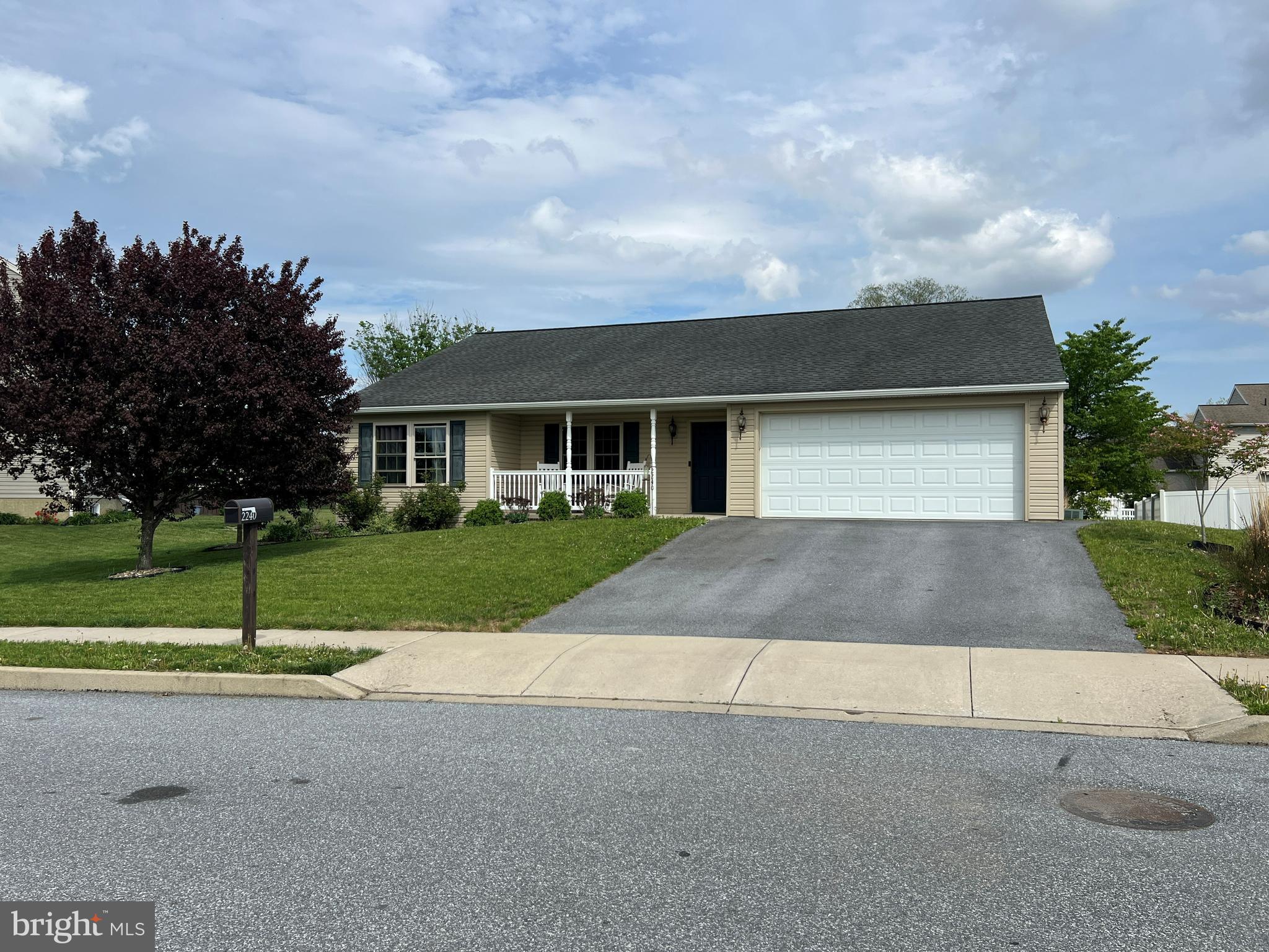 GREYSTONE CROSSING - Residential