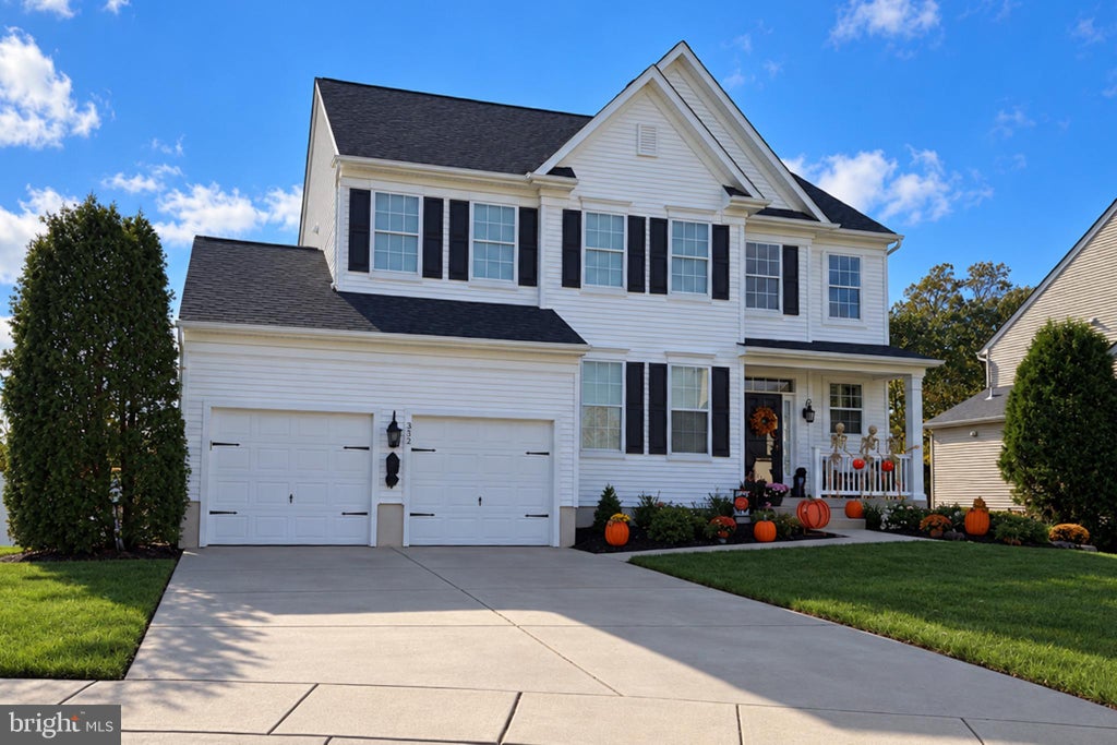Photo of 332 W Crossing Drive, MOUNT ROYAL, NJ 08061 (MLS # NJGL2079688)