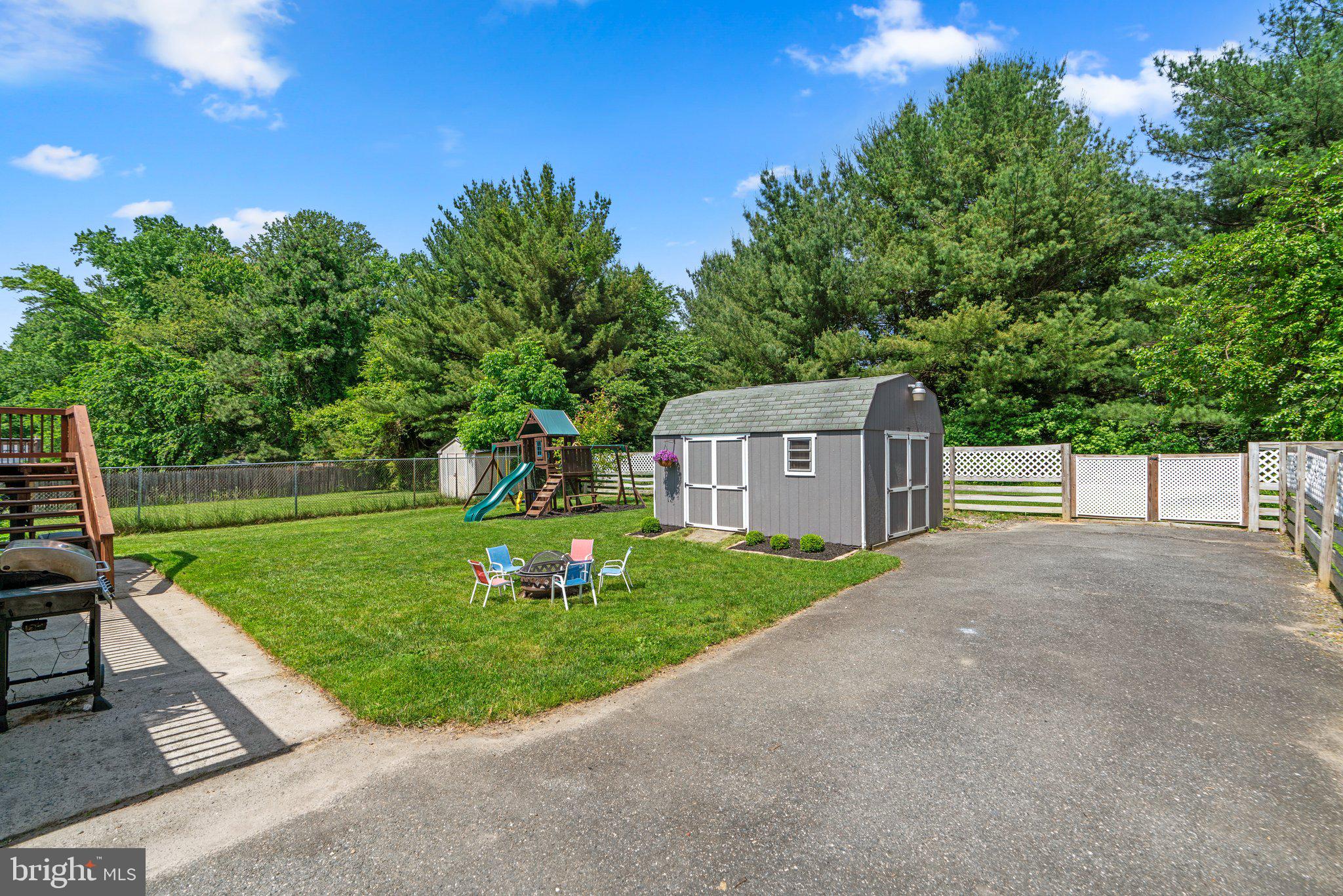 HILLSDALE - Residential