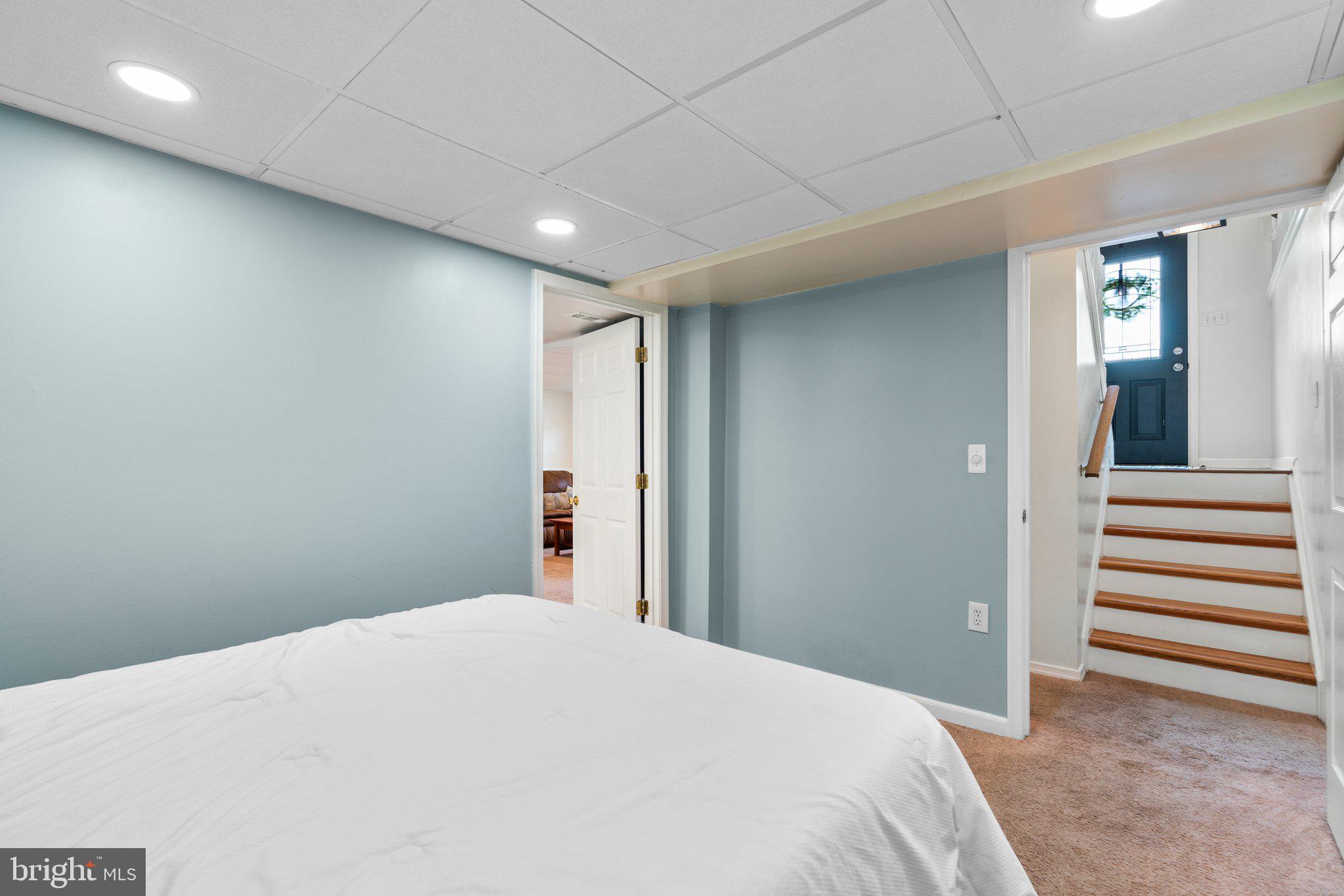 HILLSDALE - Residential