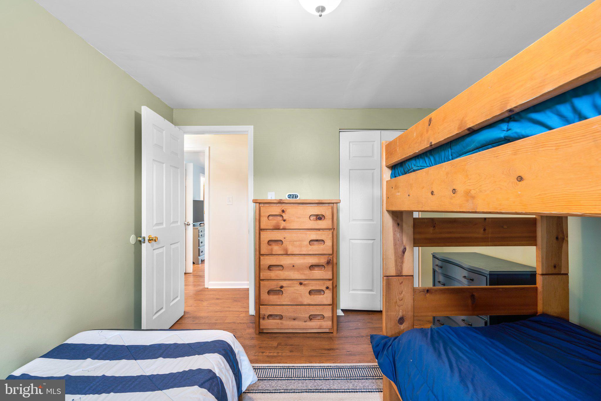 HILLSDALE - Residential