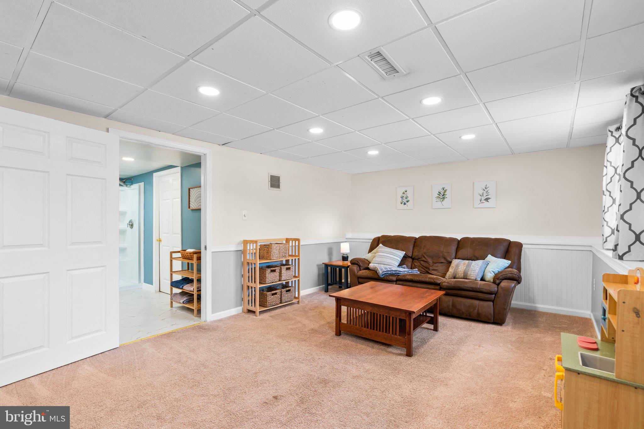 HILLSDALE - Residential