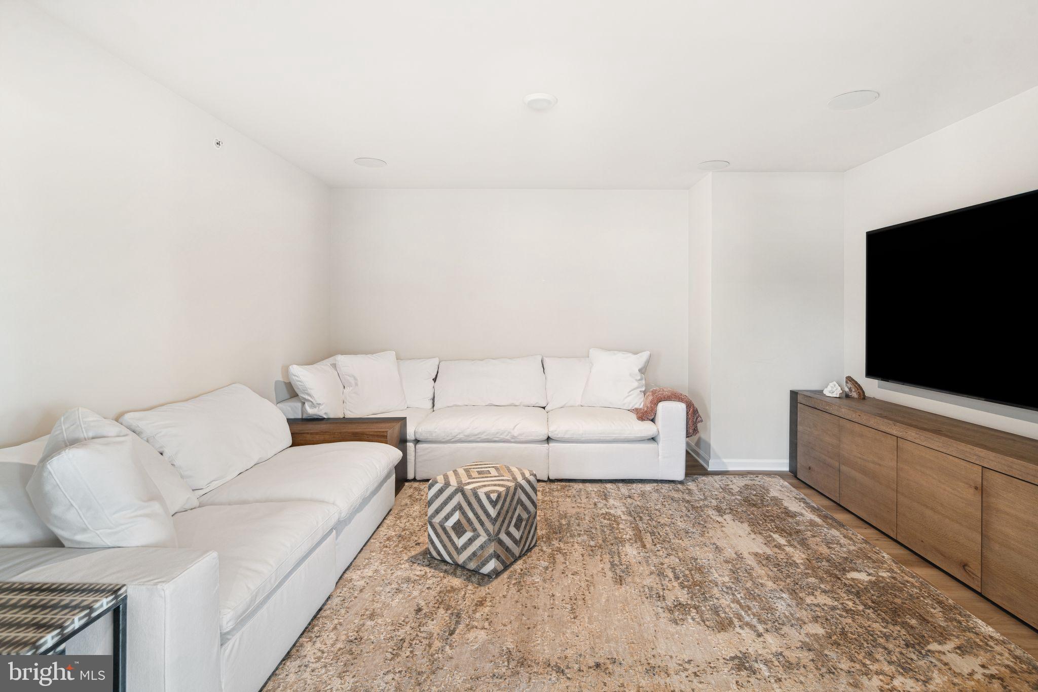 JAMISON PLACE - Residential