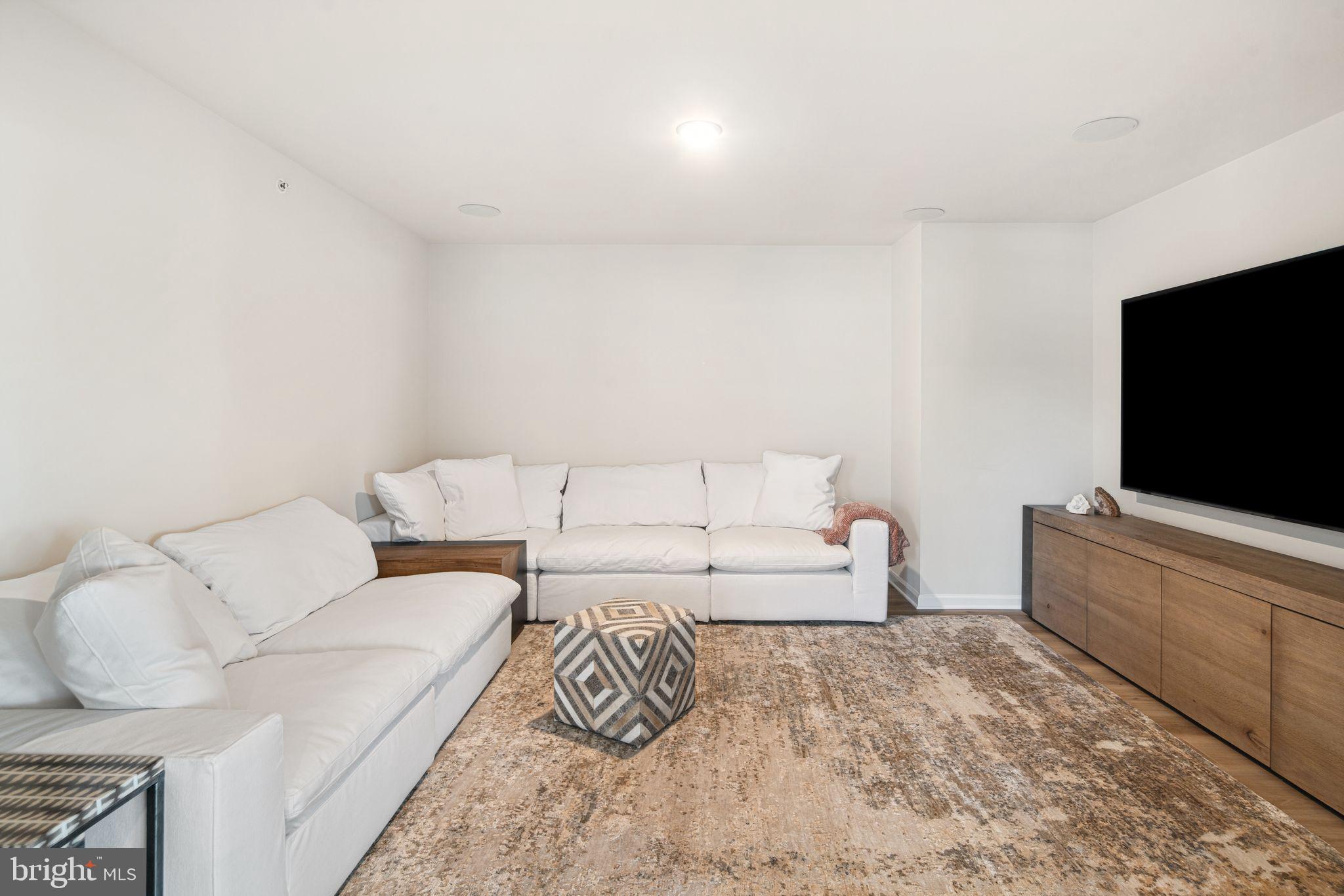 JAMISON PLACE - Residential