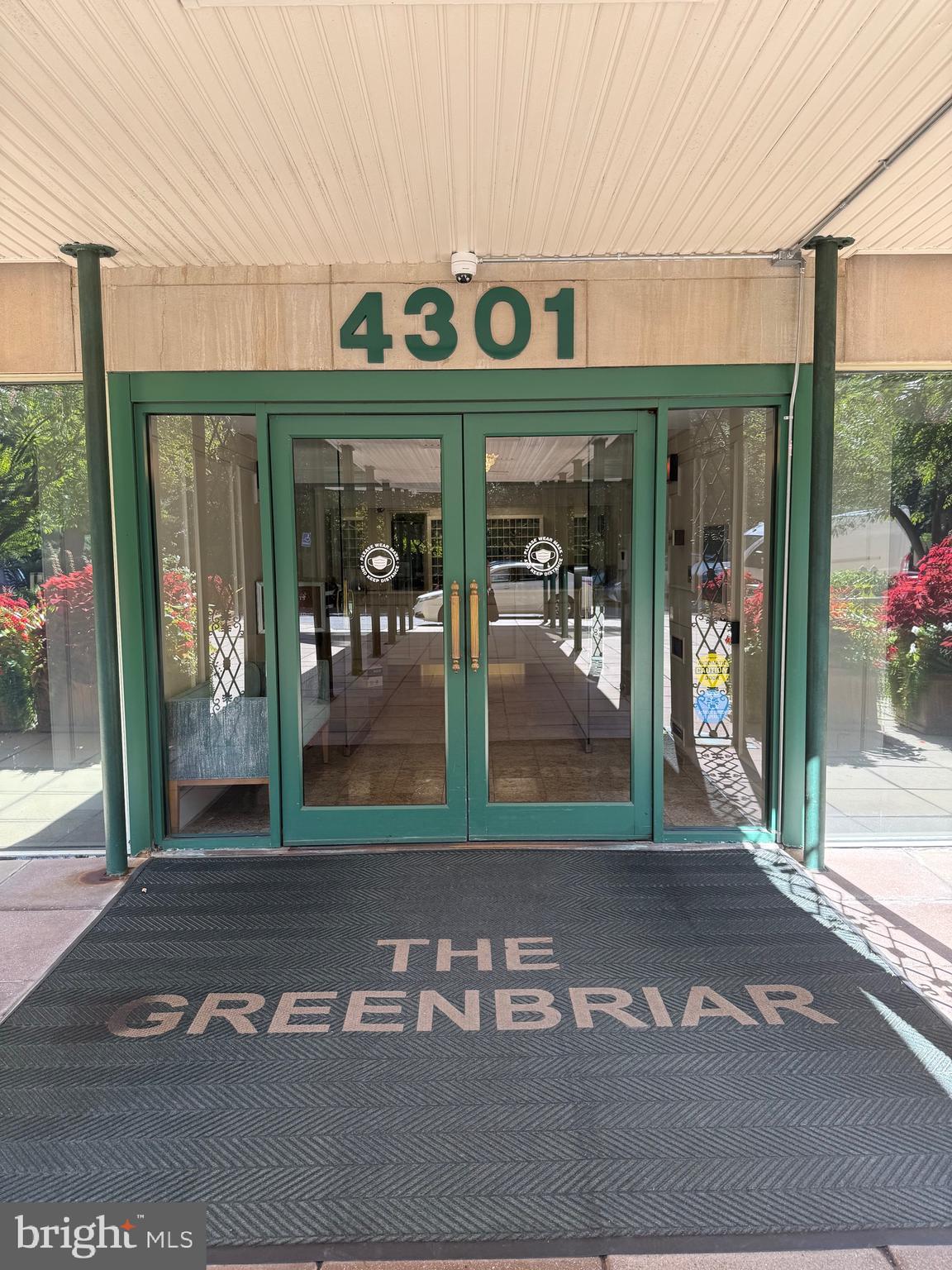 4301 MASSACHUSETTS AVENUE NW 3004