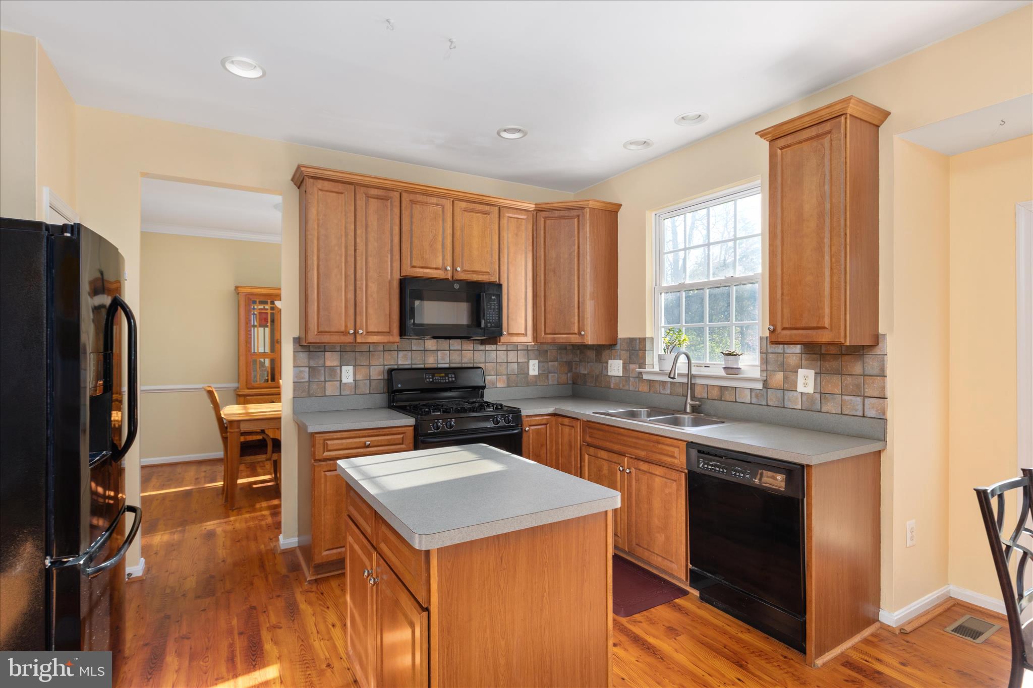 VICTORY LAKES - Residential