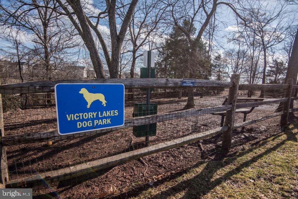 VICTORY LAKES - Residential