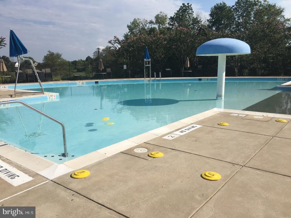 VICTORY LAKES - Residential