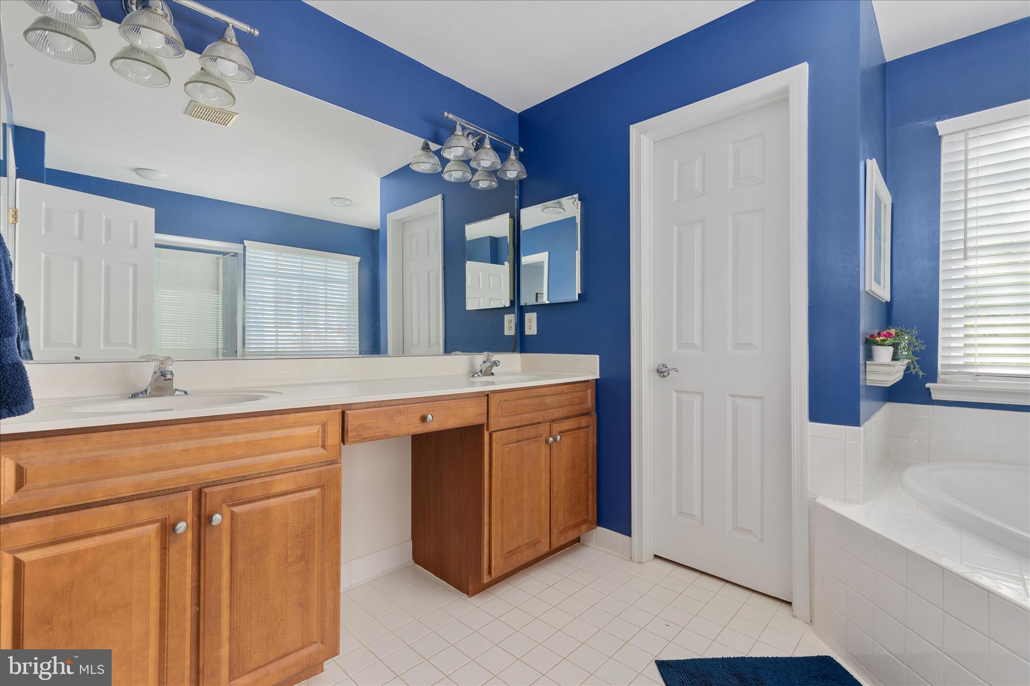 VICTORY LAKES - Residential